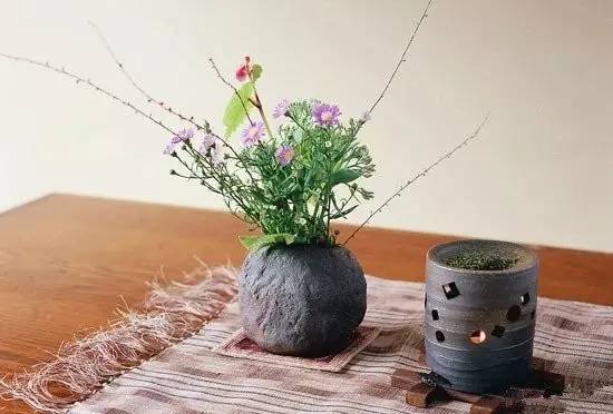 東方插花三大原則，構(gòu)圖表現(xiàn)形式和十三要訣