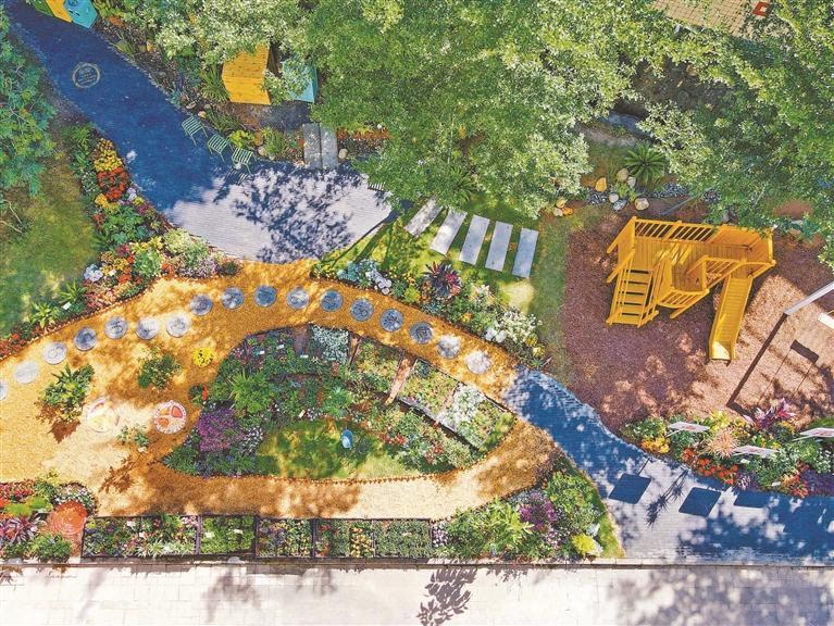 深圳：建設(shè)城市里的公園與公園里的城市
