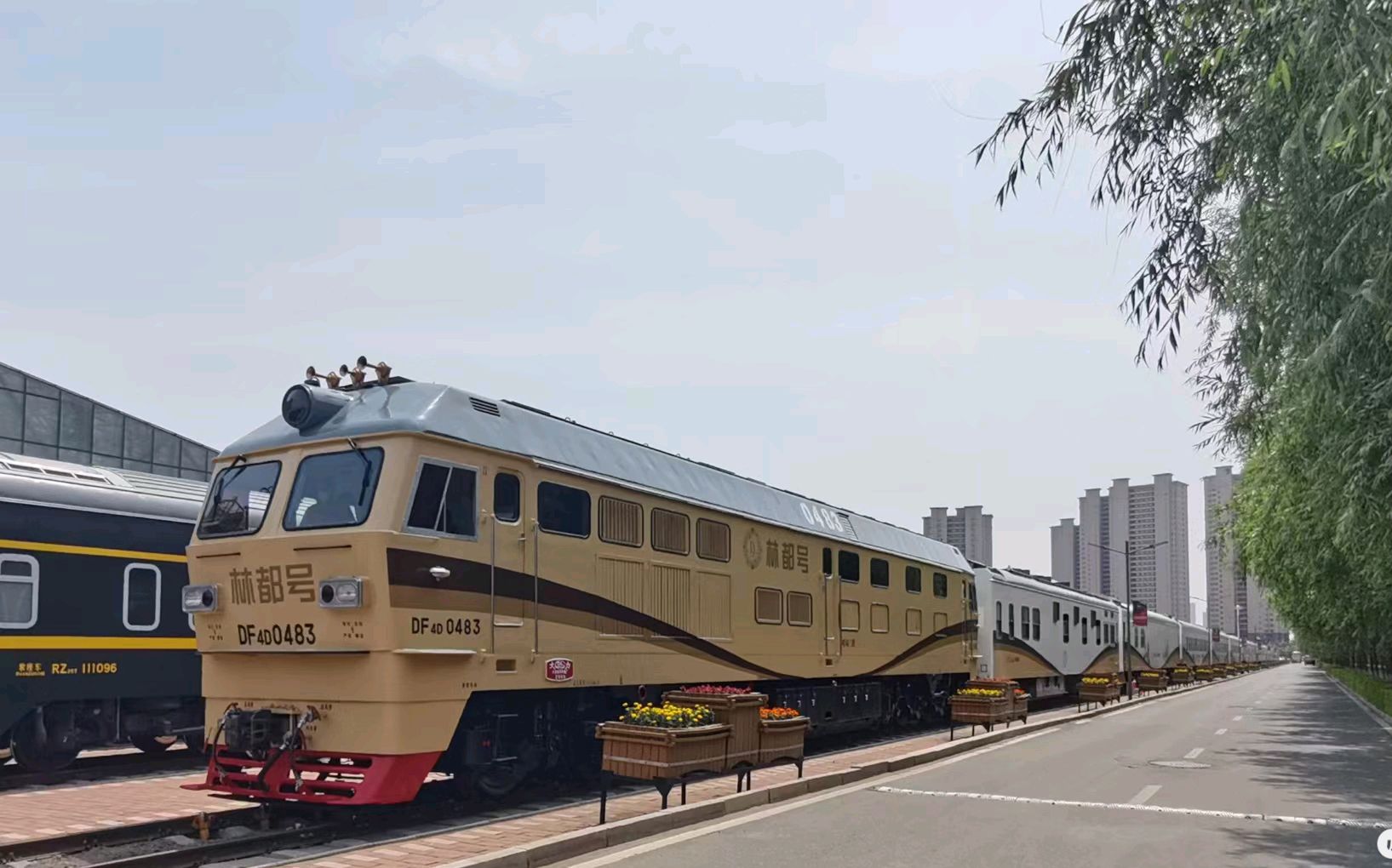 搭乘旅游列車(chē) 徜徉在中華文明風(fēng)景線上